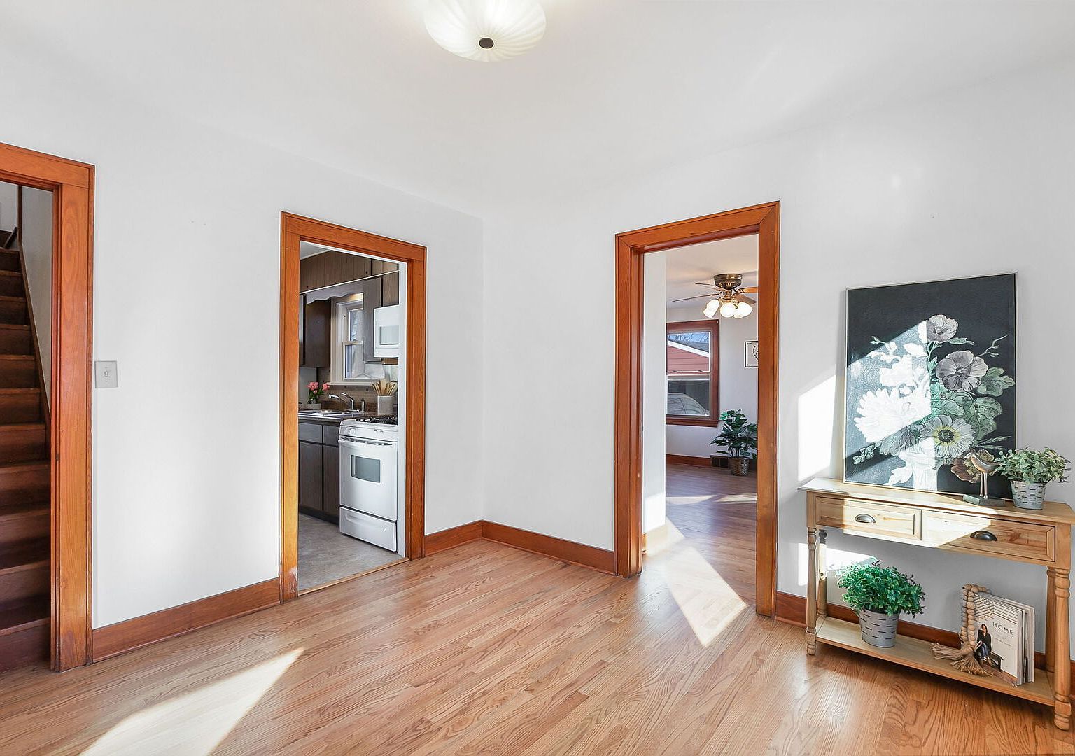 349 S Lake St Grayslake, IL 60030 - Thumbnail 4