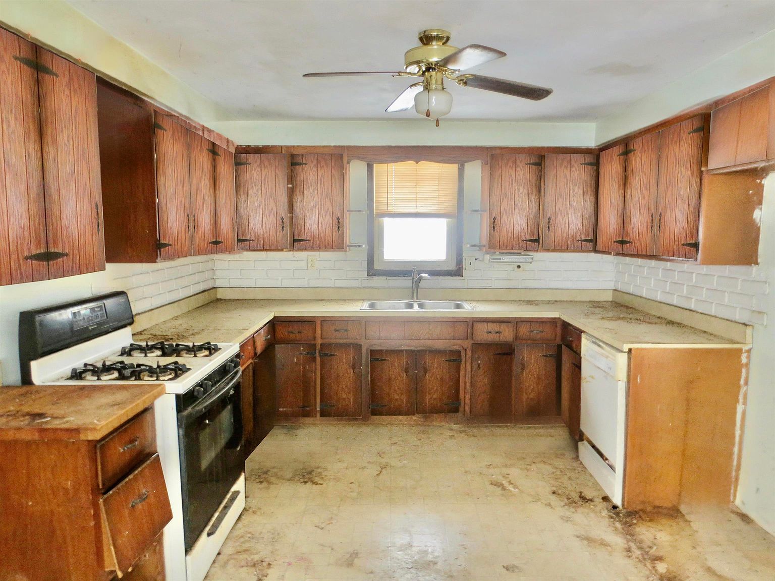 311 N 4th St Oregon, IL 61061 - Thumbnail 4