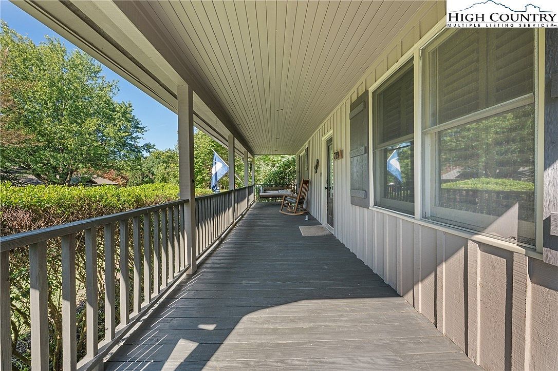 239 Deerfield Estates Rd Boone, NC 28607 - Thumbnail 4