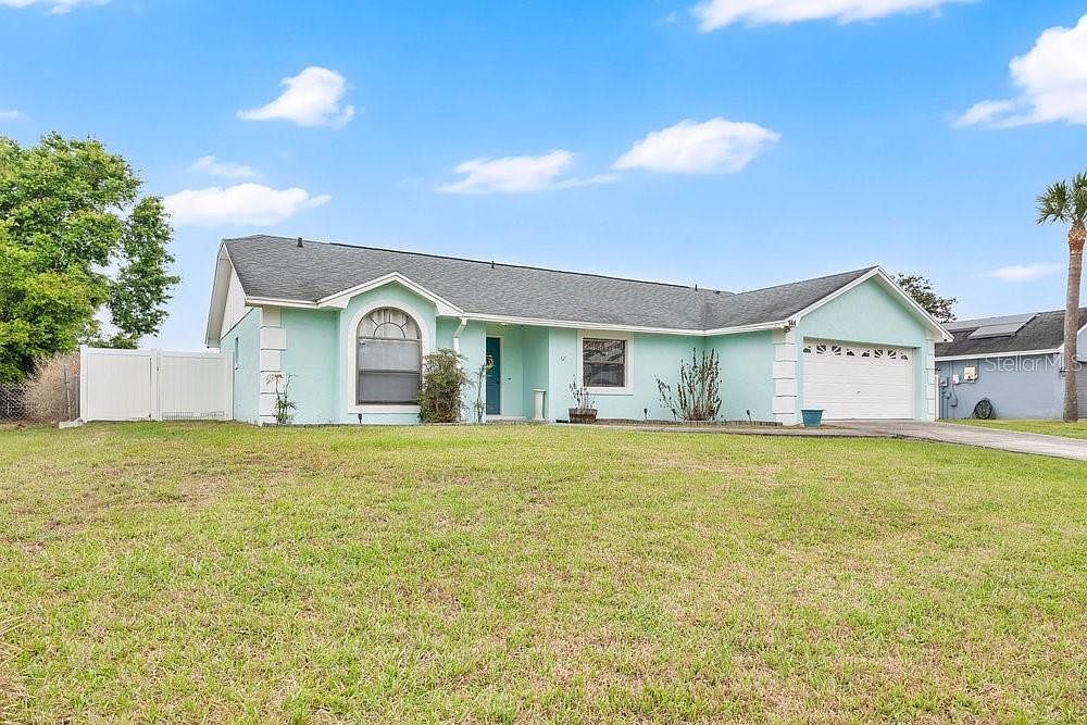 144 Hilltop St Davenport, FL 33837 - Thumbnail 4