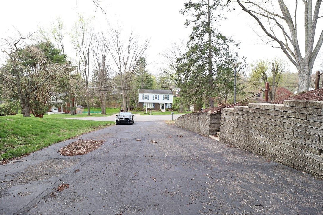 164 Friar Ln McMurray, PA 15317 - Thumbnail 4