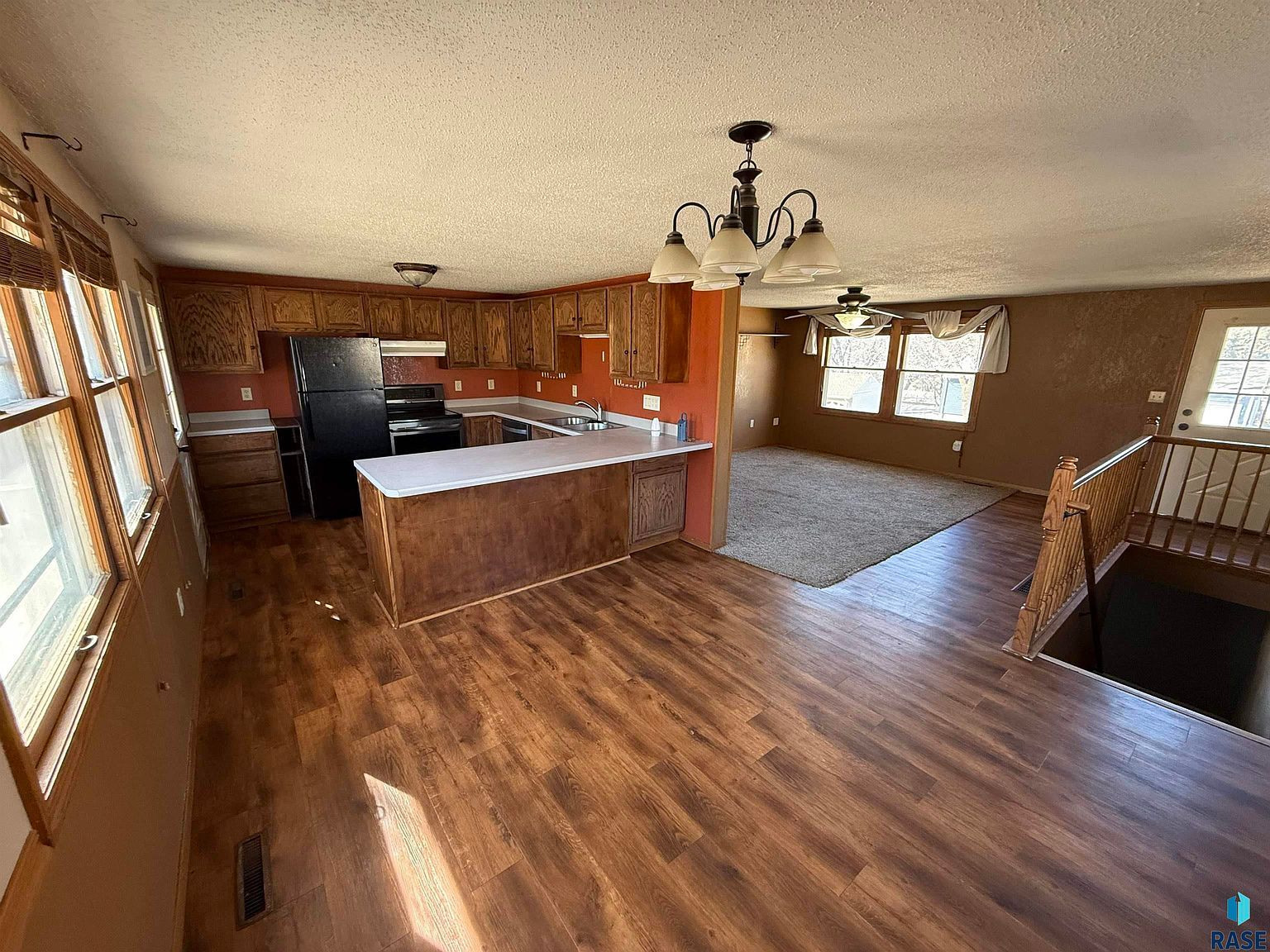 1300 S Point Dr Sioux Falls, SD 57103 - Thumbnail 4