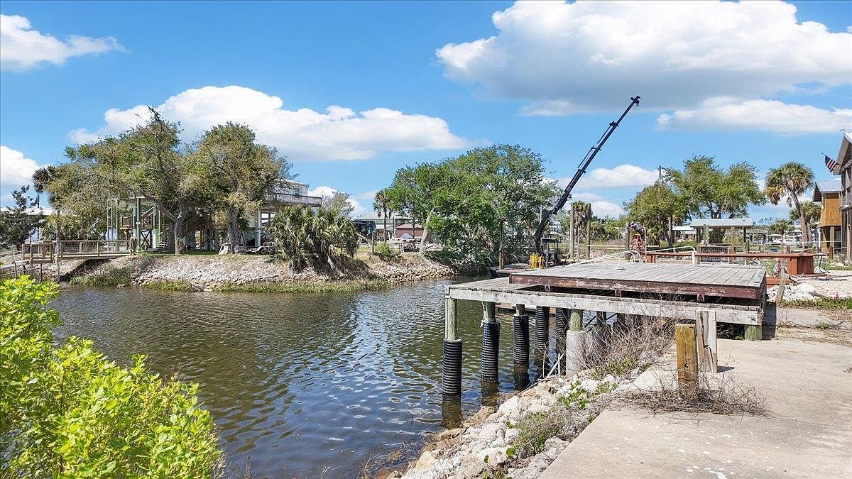 20621 Marina Rd Perry, FL 32348 - Thumbnail 4