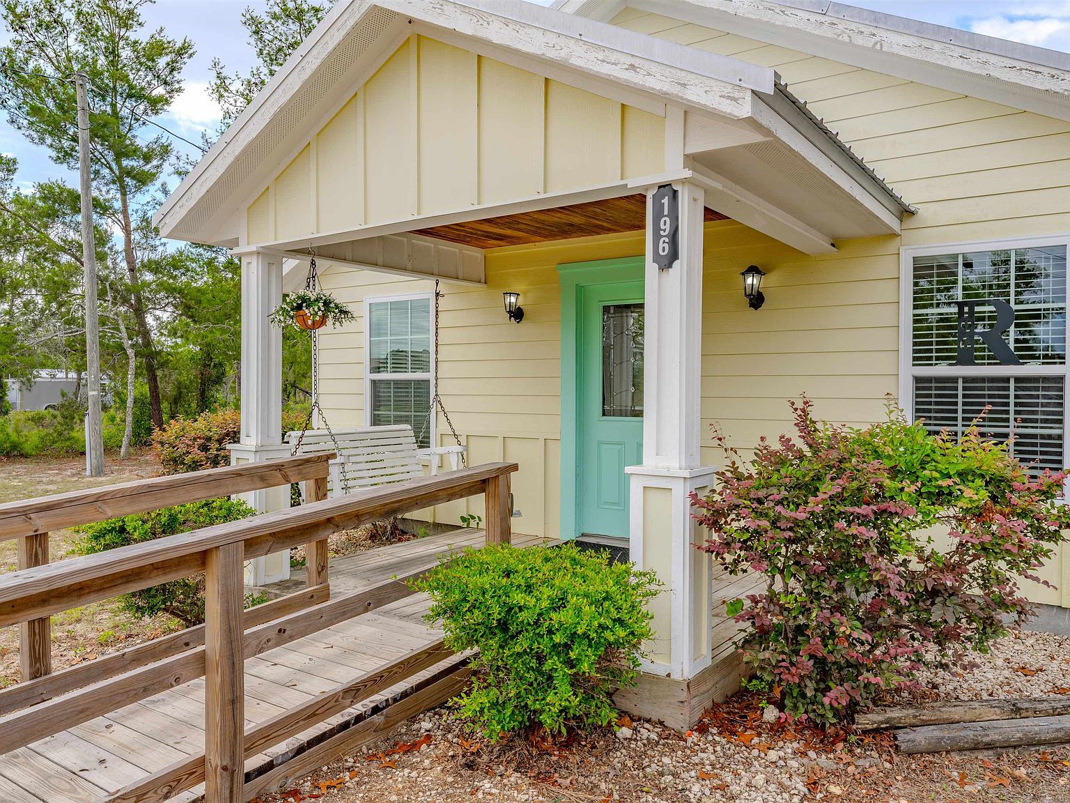 196 Leslie Ln Perry, FL 32348 - Thumbnail 4