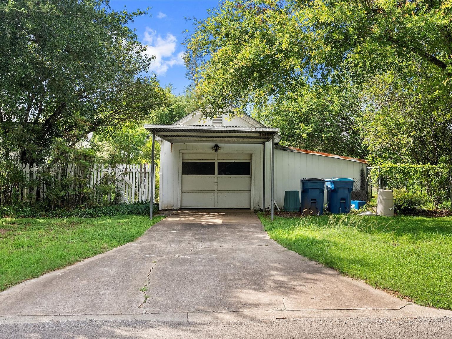 513 N Avenue F Elgin, TX 78621 - Thumbnail 4