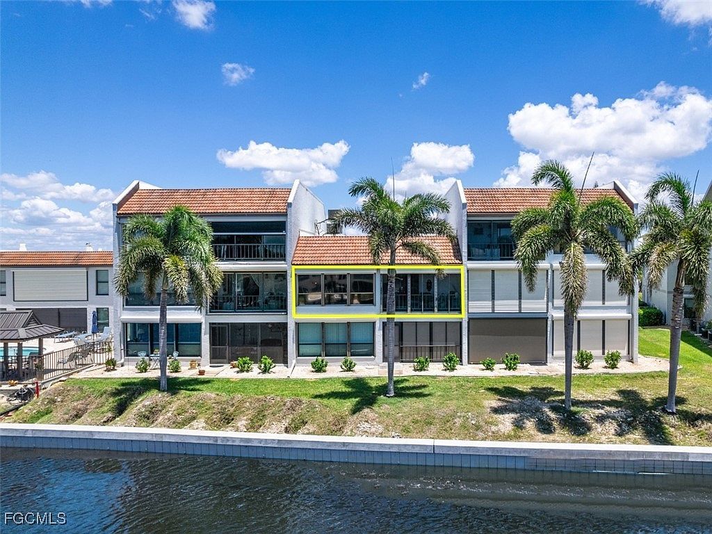 4218 SE 20th Pl APT D5 Cape Coral, FL 33904 - Thumbnail 4