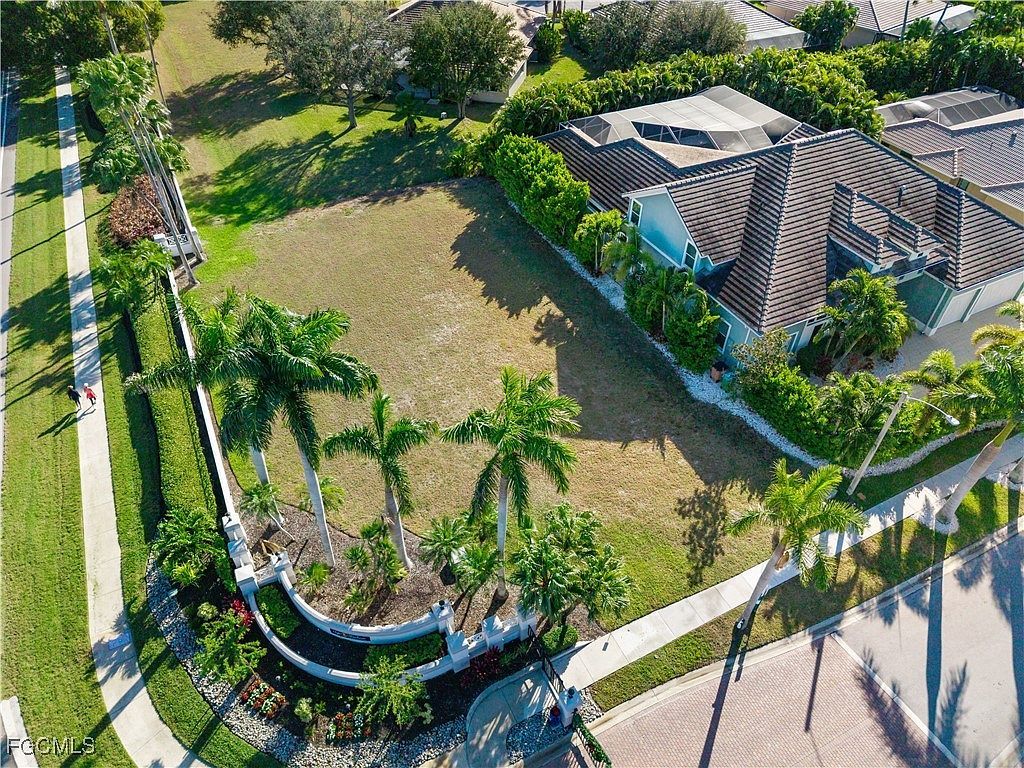 5501 Merlyn Ln Cape Coral, FL 33914 - Thumbnail 4