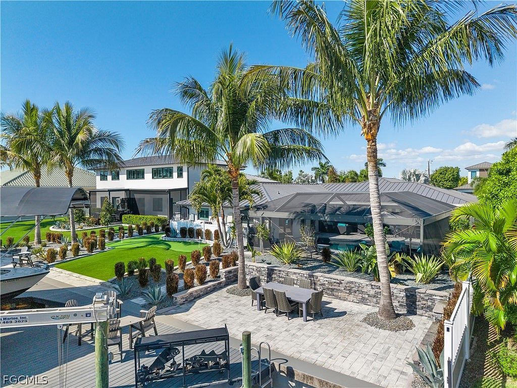 1912 SE 33rd Ter Cape Coral, FL 33904 - Thumbnail 4