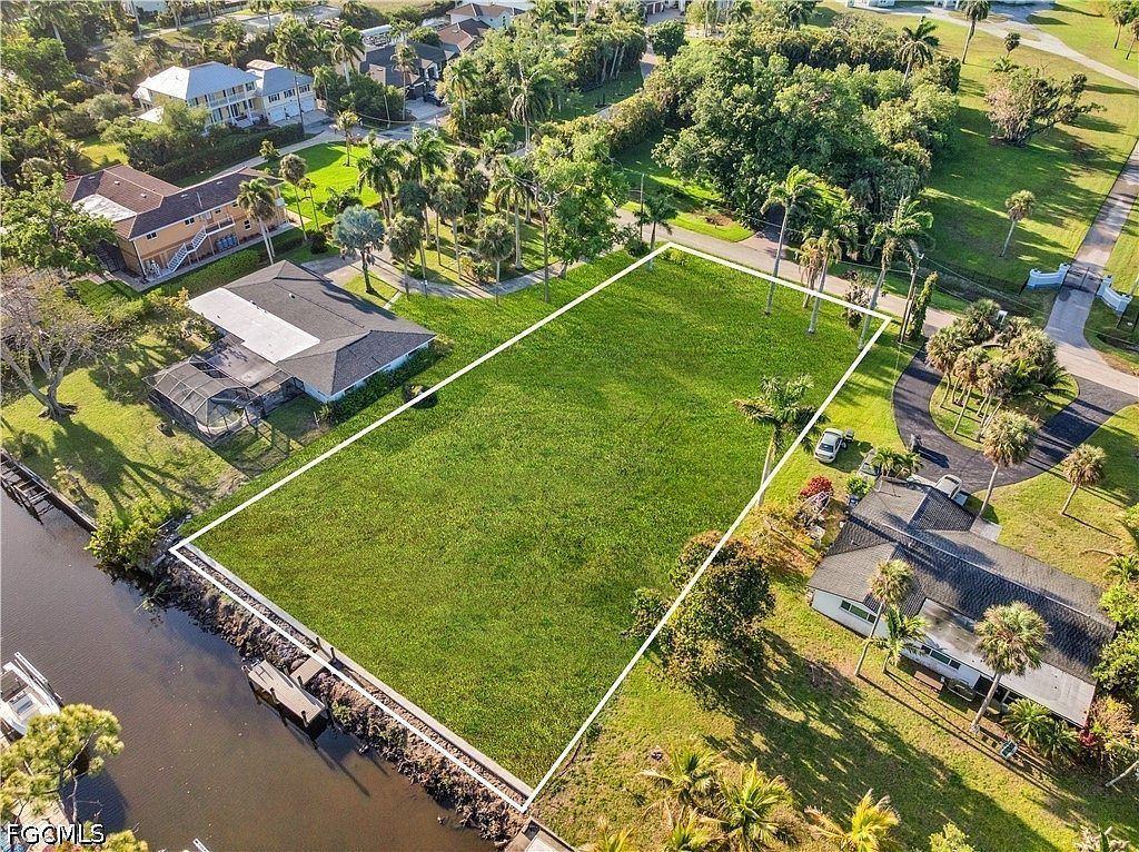 62 Wolcott Dr North Fort Myers, FL 33903 - Thumbnail 4