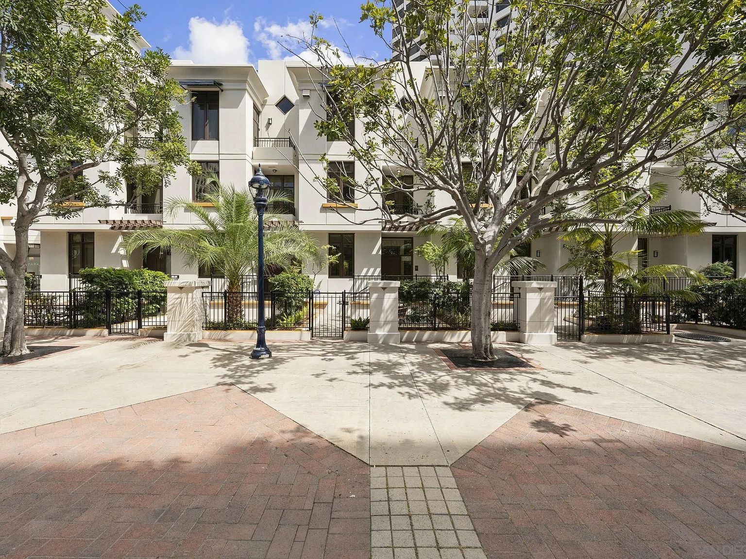 781 W G St San Diego, CA 92101 - Thumbnail 4