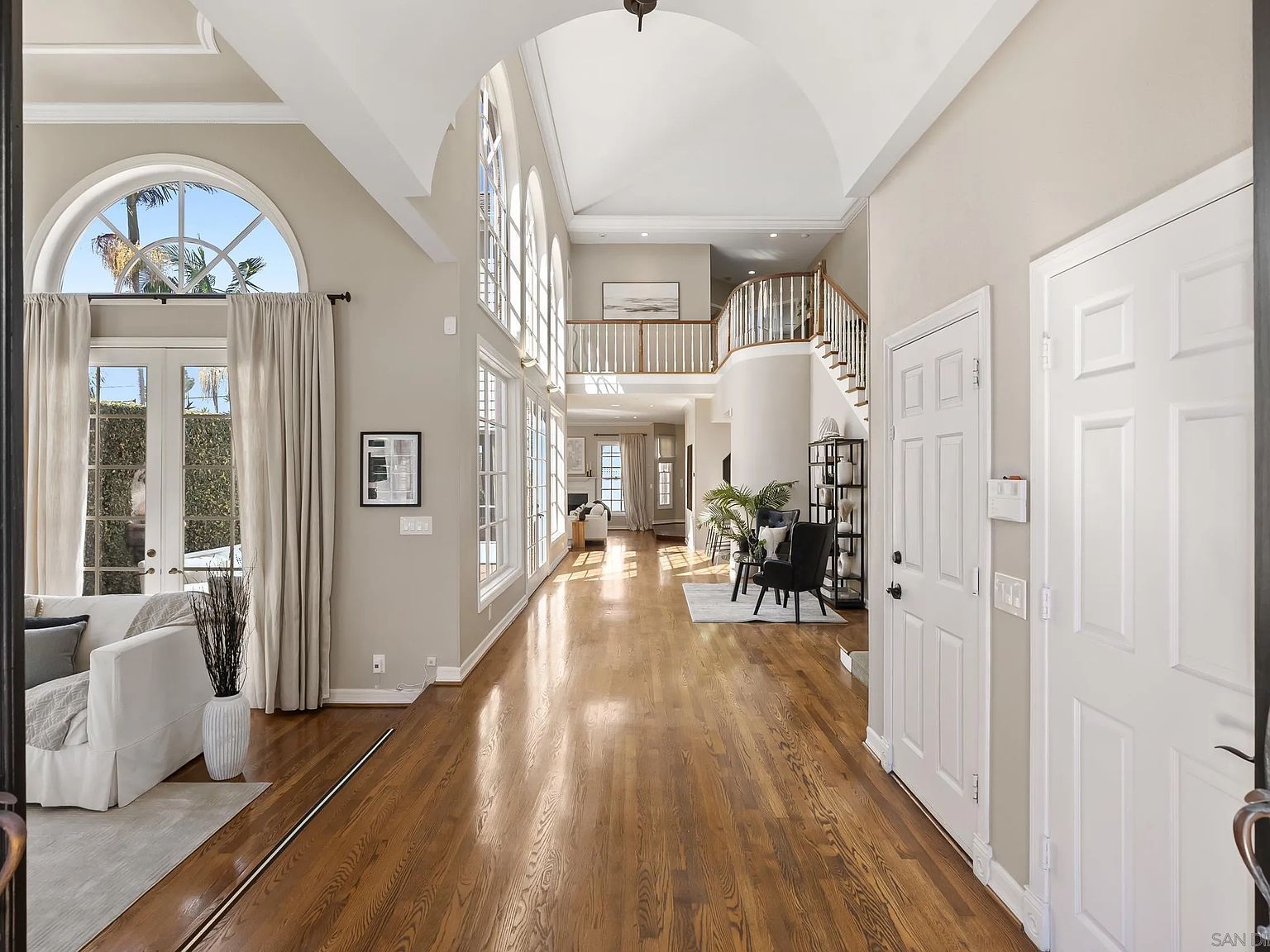 358 Belvedere St La Jolla, CA 92037 - Thumbnail 4