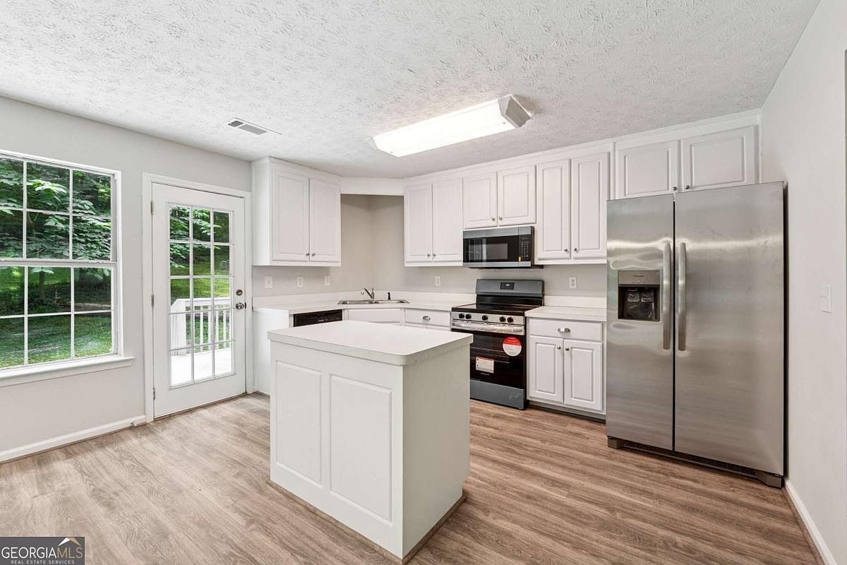 540 Alcovy Hills Dr Lawrenceville, GA 30045 - Thumbnail 4