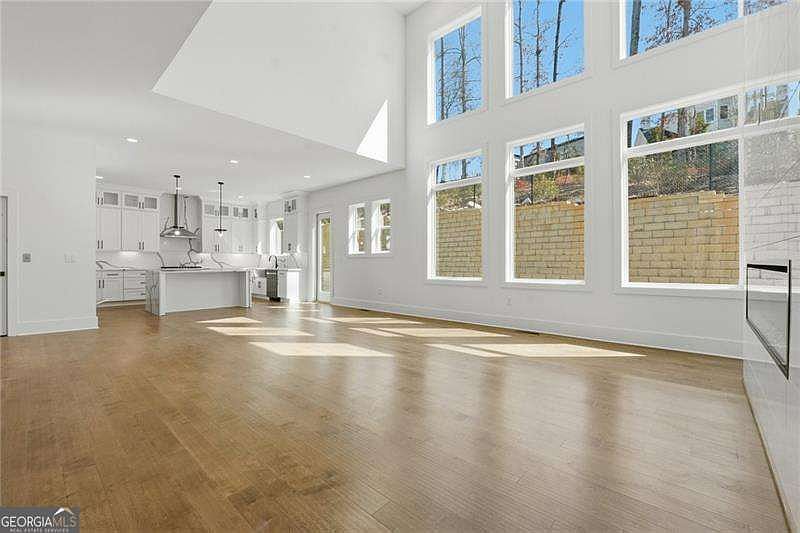 3915 Clifton Hill Ct Cumming, GA 30040 - Thumbnail 4