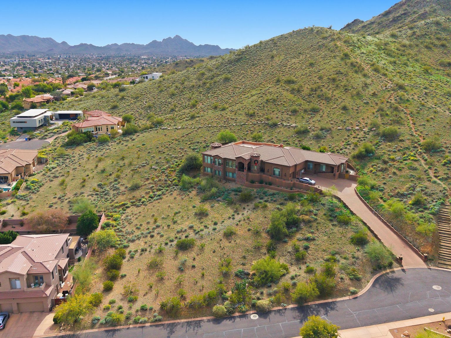 2707 E Gelding Dr LOT 34 Phoenix, AZ 85032 - Thumbnail 4