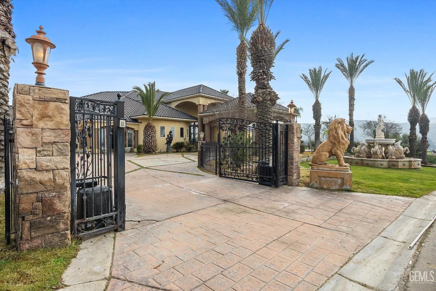 10649 Rio Mesa Dr Bakersfield, CA 93308 - Thumbnail 4