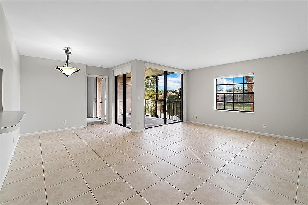 10730 NW 14th St APT 167 Fort Lauderdale, FL 33322 - Thumbnail 4