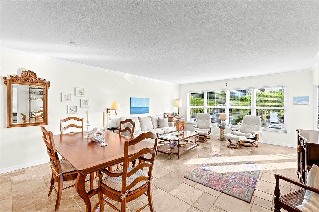 3000 E Sunrise Blvd APT 2E Fort Lauderdale, FL 33304 - Thumbnail 4