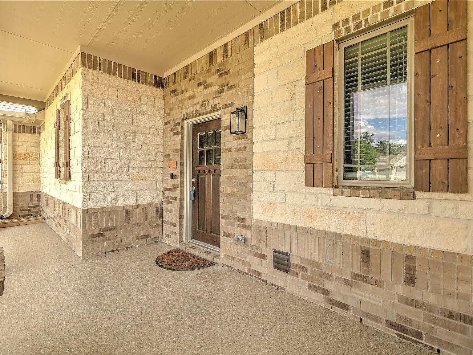 16738 Rockwall St Conroe, TX 77303 - Thumbnail 4