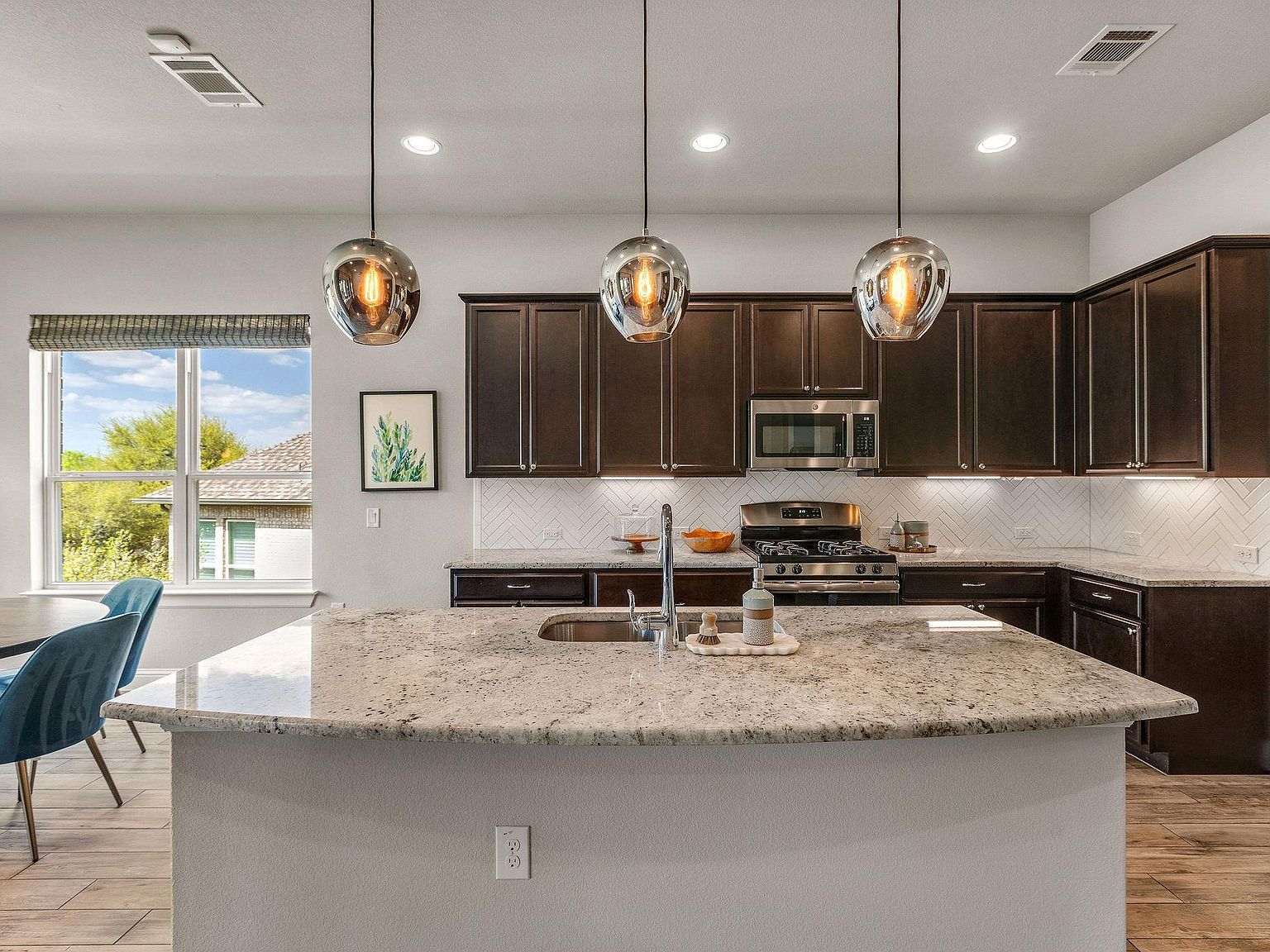 7012 Halesboro Dr Austin, TX 78736 - Thumbnail 4