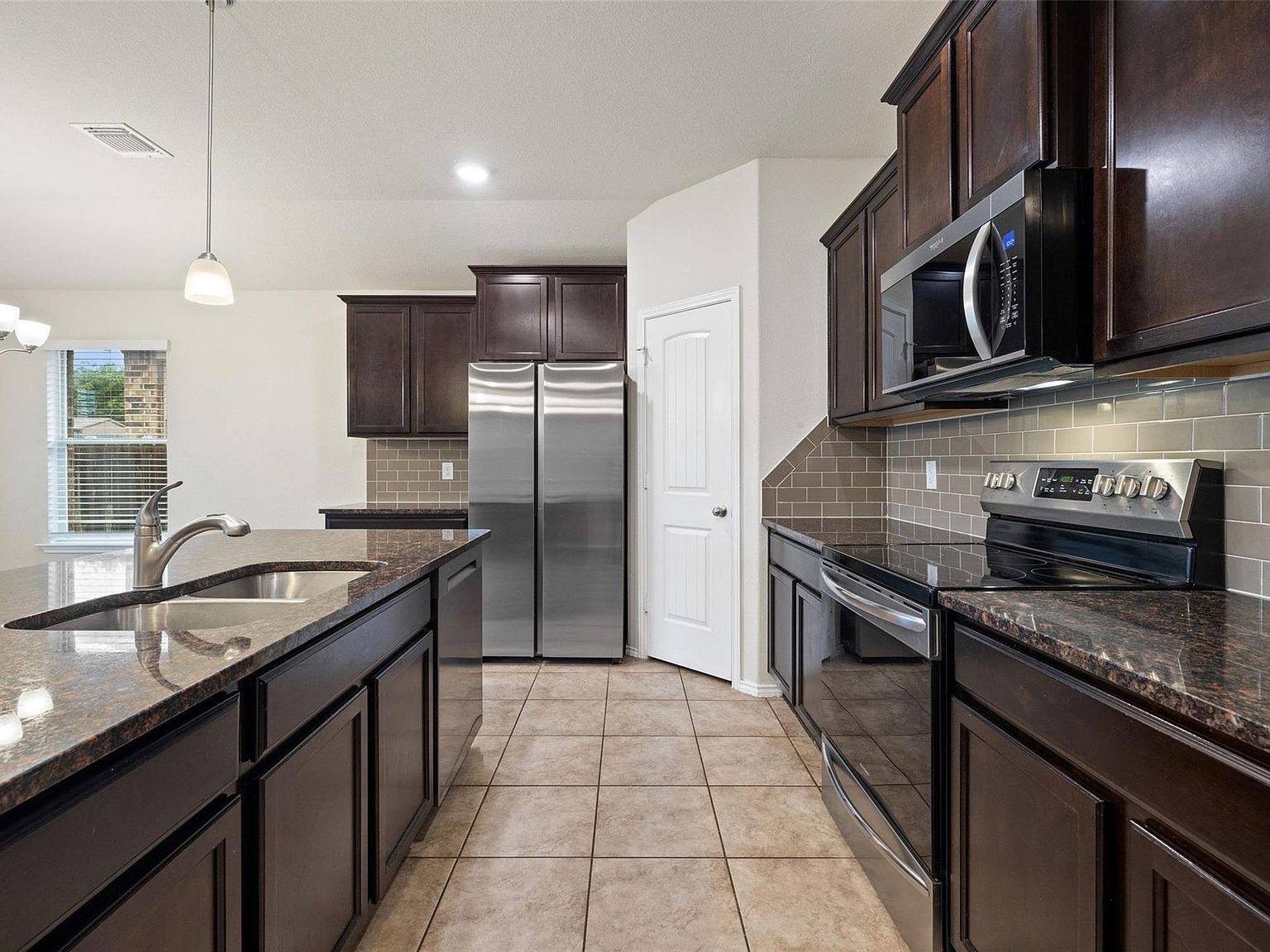 5586 Perdita Dr Belton, TX 76513 - Thumbnail 4
