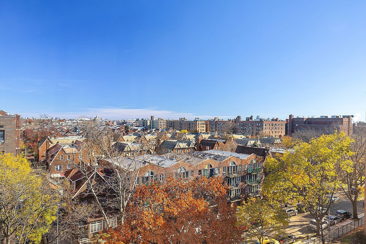 35-11 85th St APT 8M Jackson Heights, NY 11372 - Thumbnail 4