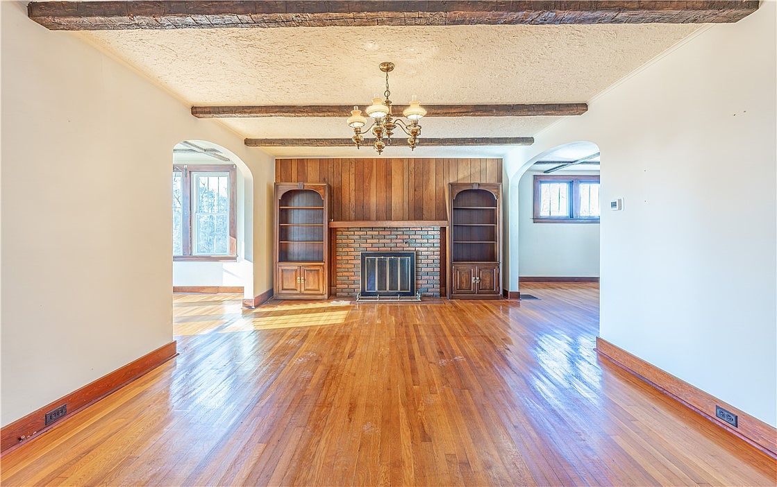 422 New Castle Rd Butler, PA 16001 - Thumbnail 4