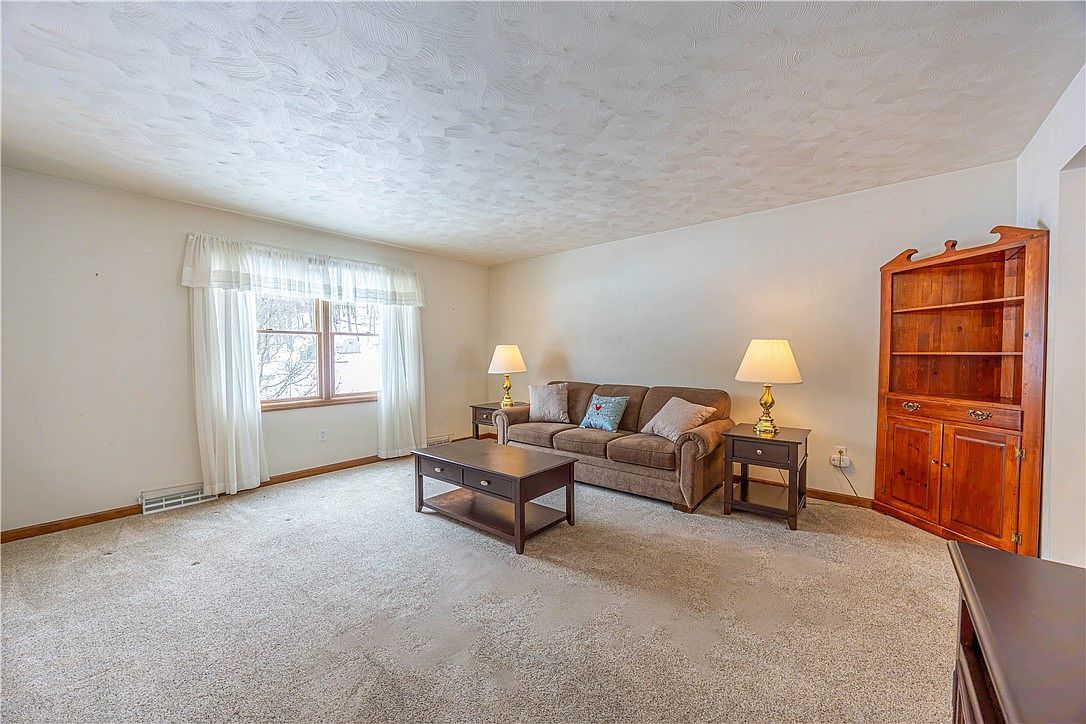 536 Lori Dr Leechburg, PA 15656 - Thumbnail 4