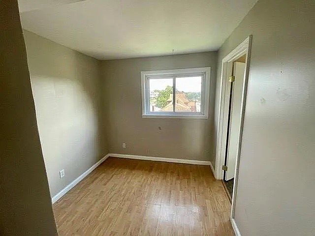 2113 Orchard St Homestead, PA 15120 - Thumbnail 4