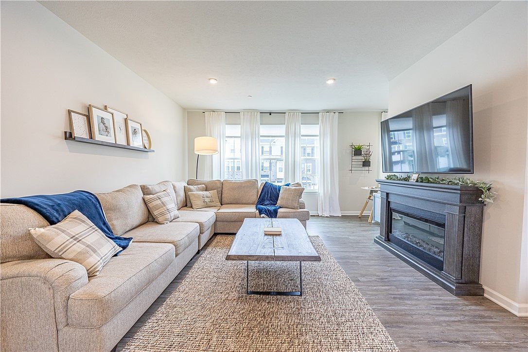 3023 Olivetre Dr Cheswick, PA 15024 - Thumbnail 4