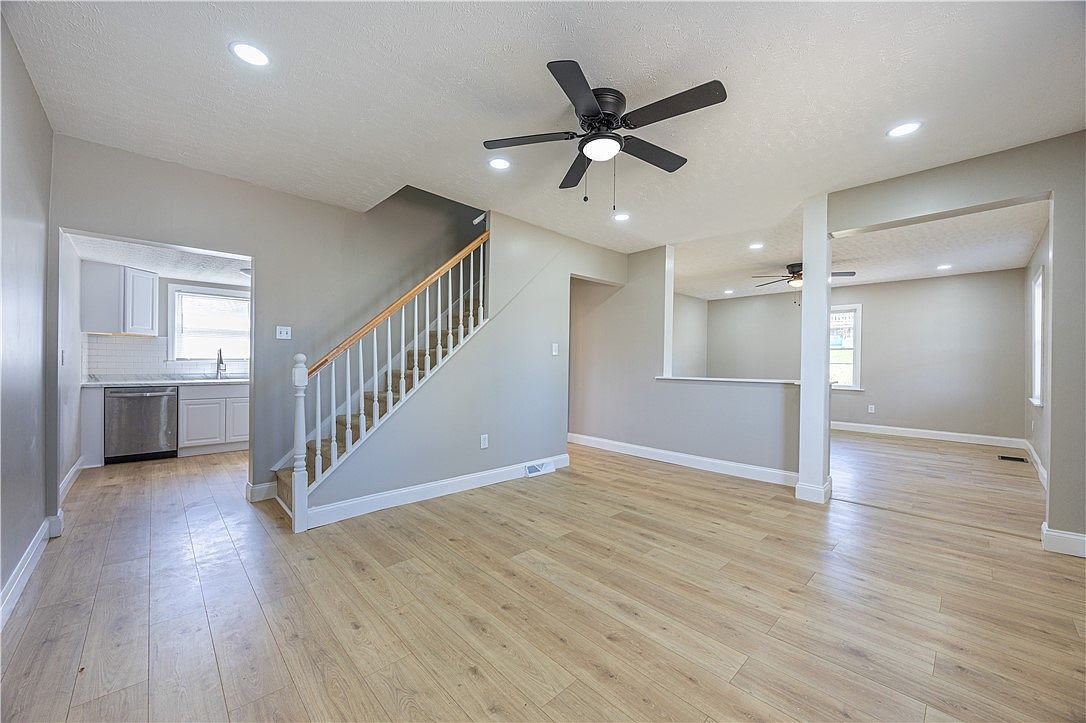 28 Farley St S Washington, PA 15301 - Thumbnail 4