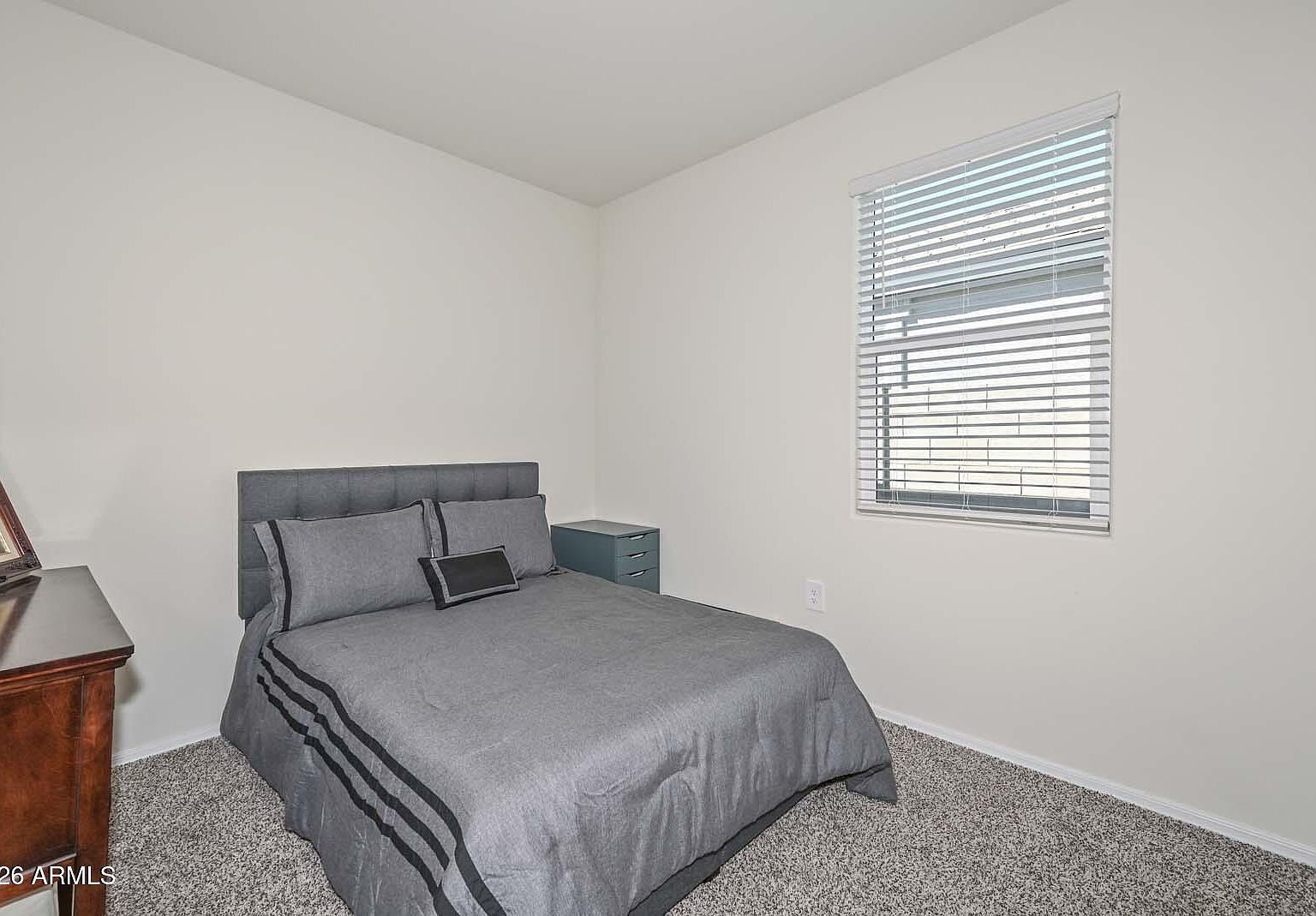 18637 W Bronco Trl Surprise, AZ 85387 - Thumbnail 4