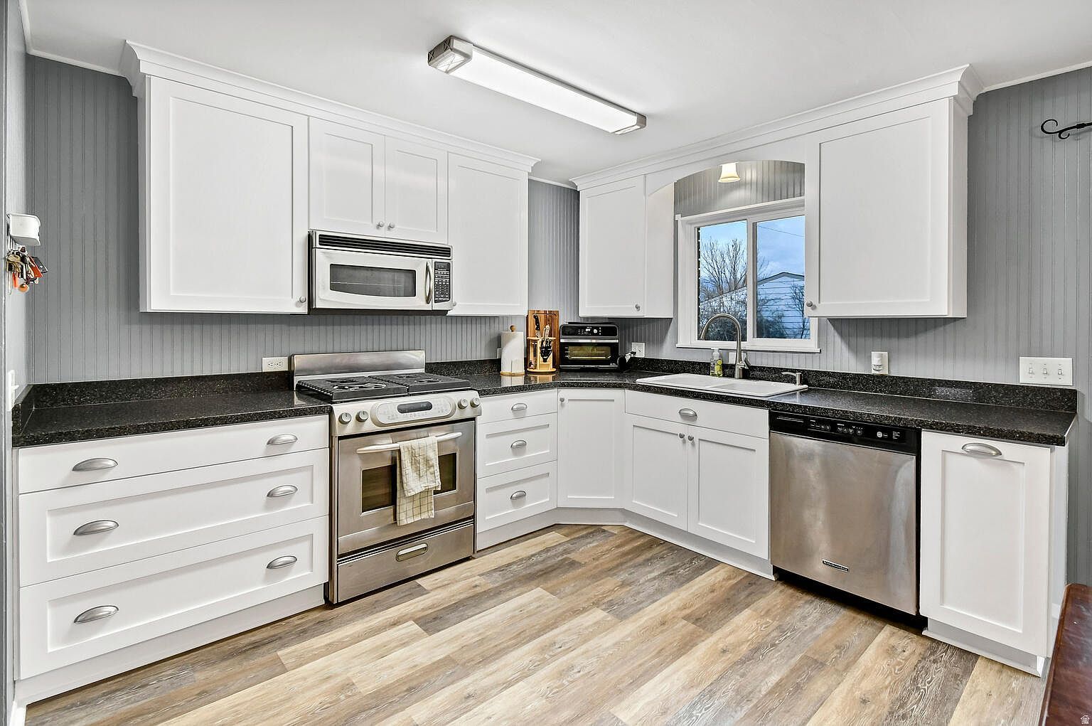 627 W 300 N Richfield, UT 84701 - Thumbnail 4