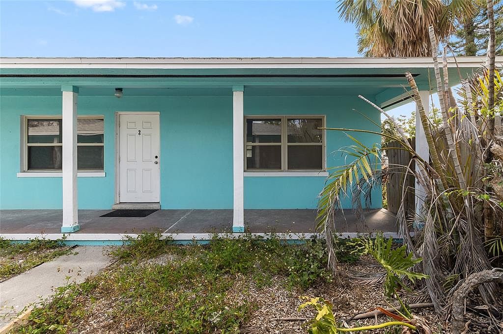 410 73rd Ave Saint Pete Beach, FL 33706 - Thumbnail 4