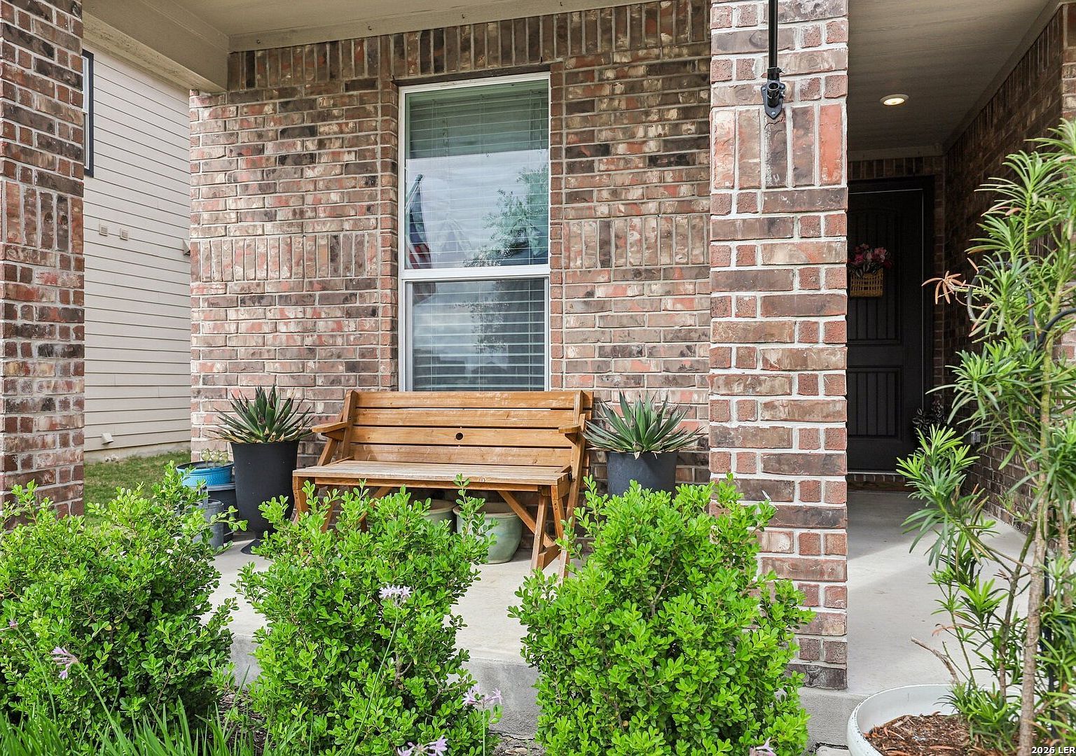 4025 Woodside Dr Seguin, TX 78155 - Thumbnail 4