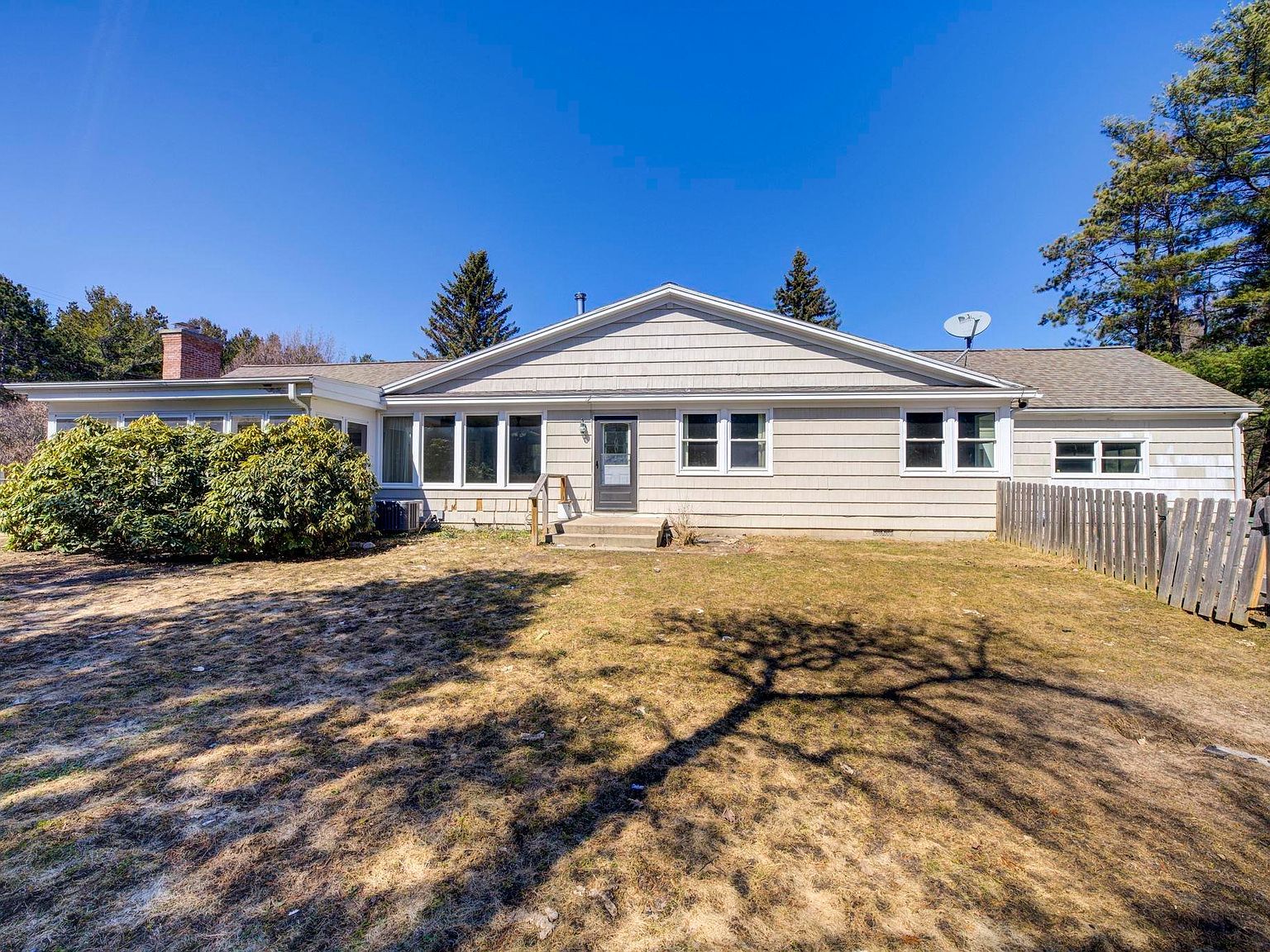 974 N Mill St Northport, MI 49670 - Thumbnail 4