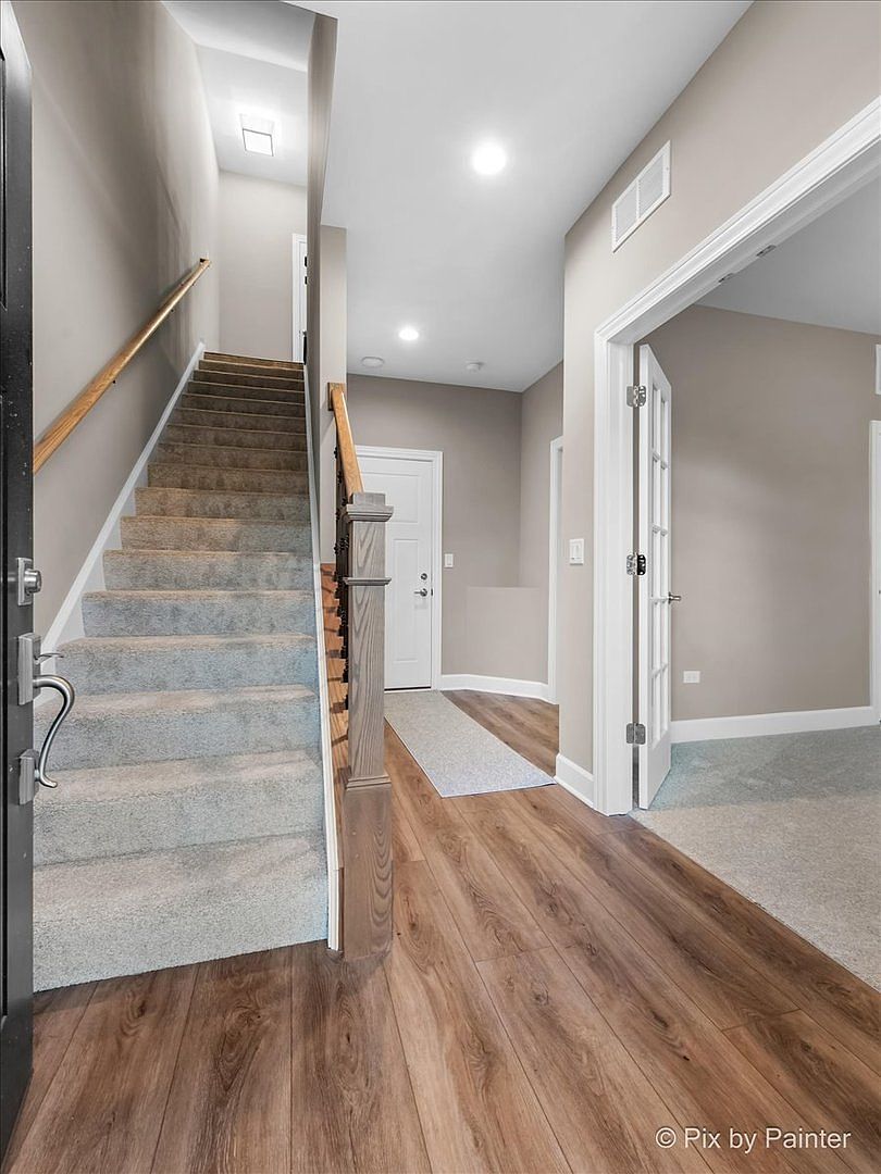 128 E Main St Cary, IL 60013 - Thumbnail 4