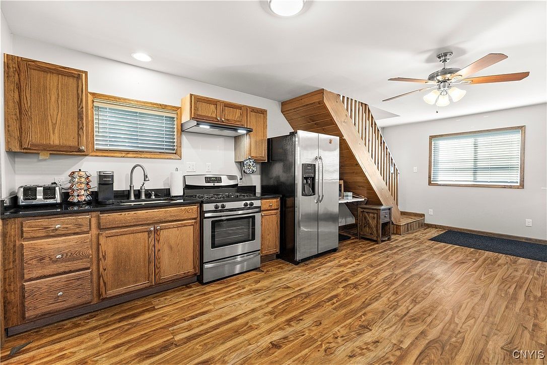 6821 McAlpine St Lyons Falls, NY 13368 - Thumbnail 4