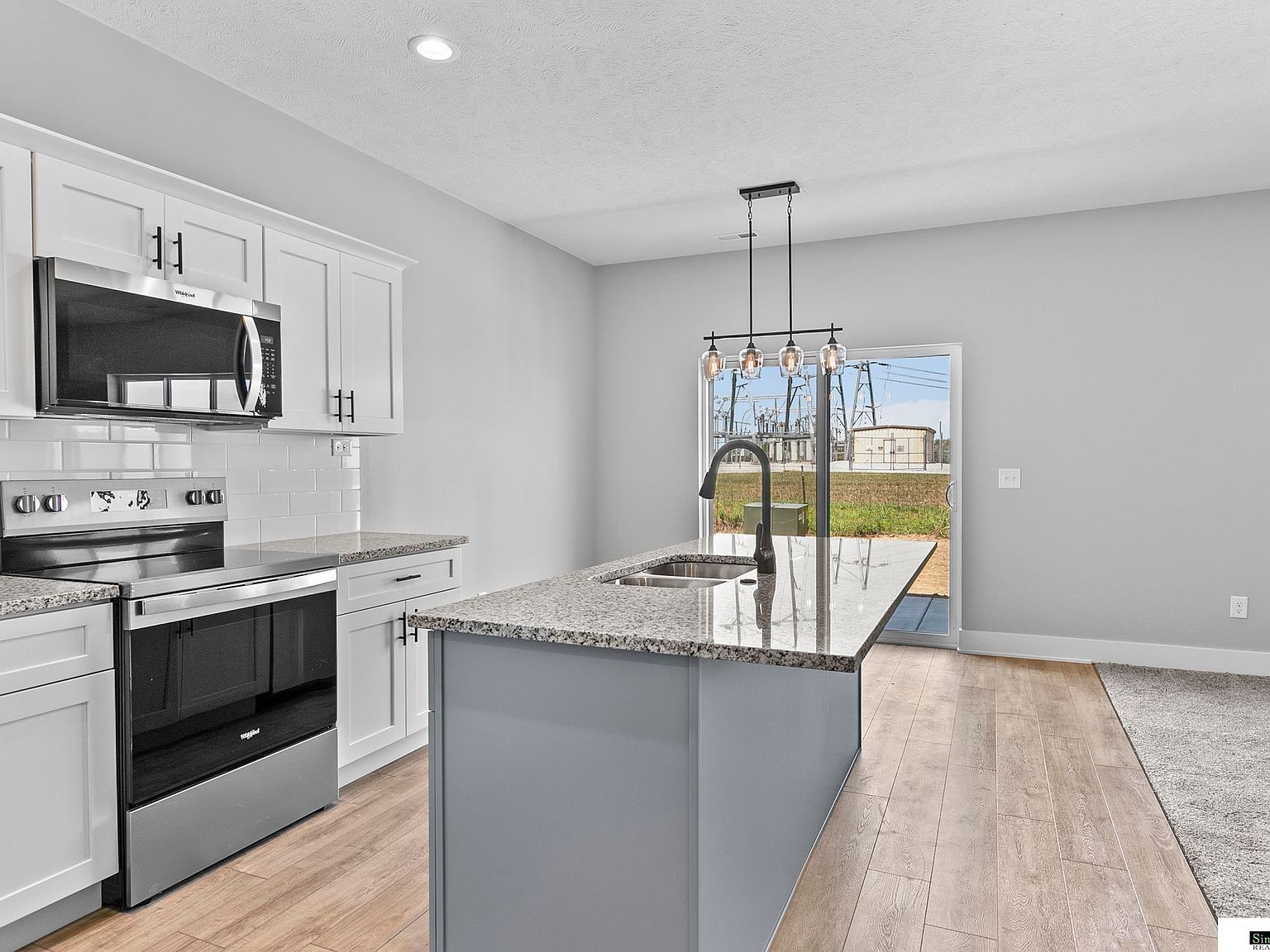 1940 Flagstone Rd Lincoln, NE 68521 - Thumbnail 4