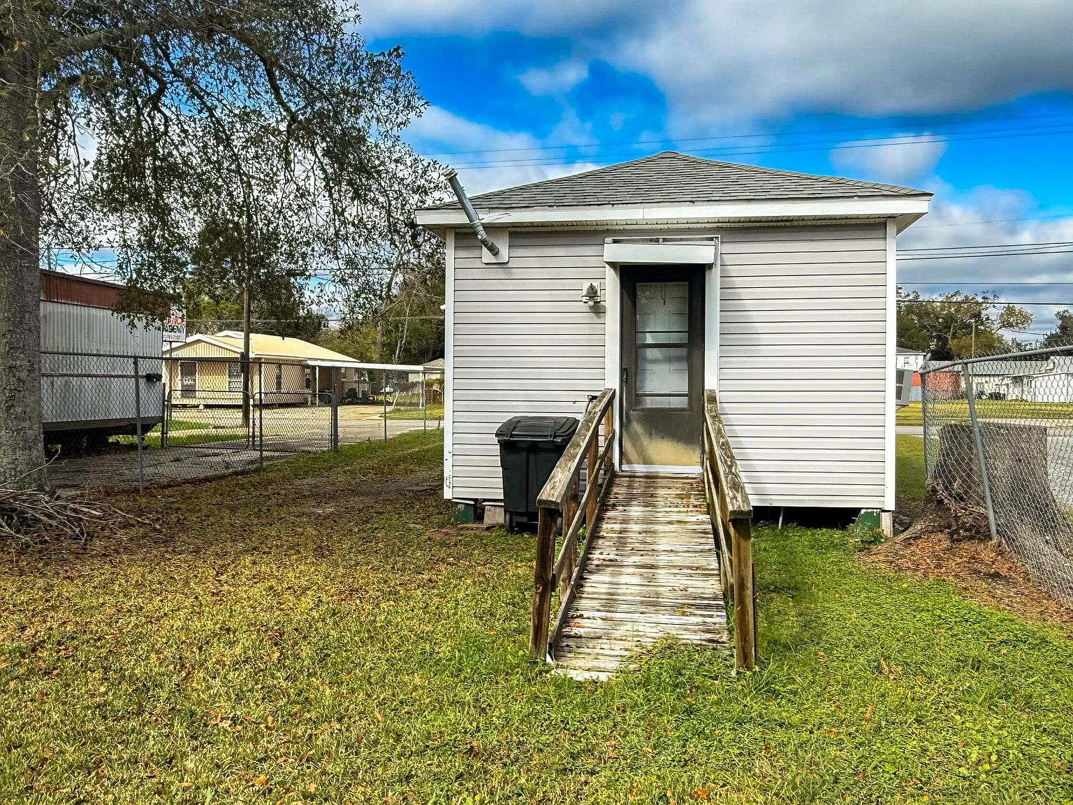 915 Center St New Iberia, LA 70560 - Thumbnail 4