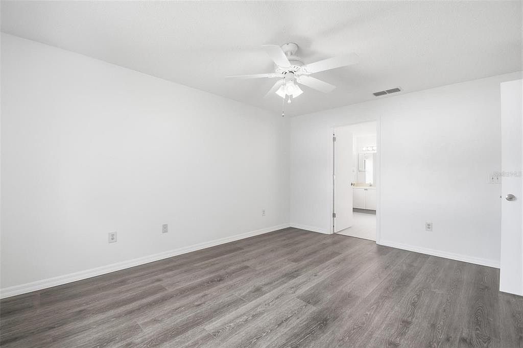 34 Wood Haven Dr Palm Coast, FL 32164 - Thumbnail 4