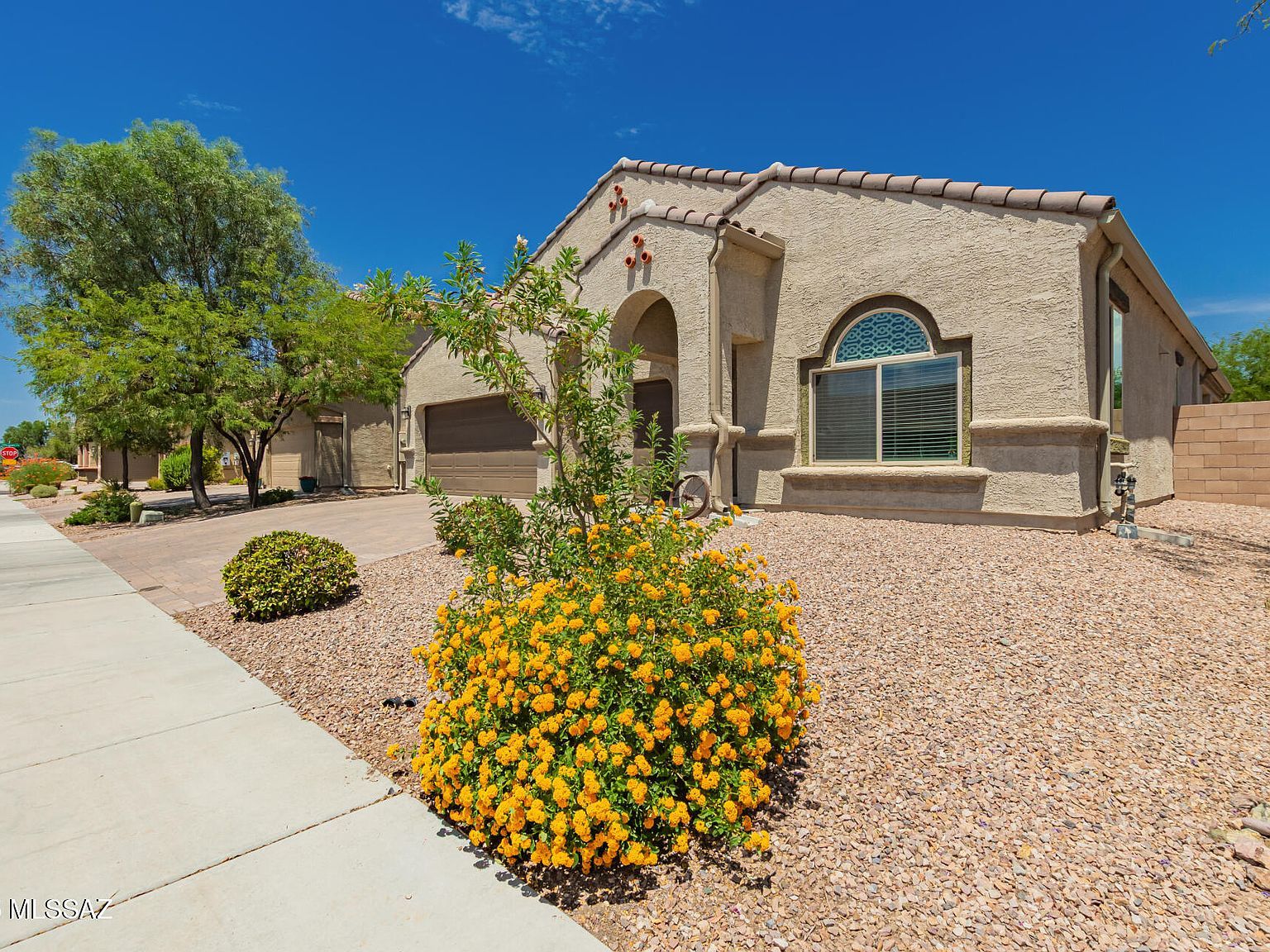 9748 N Havenwood Way Marana, AZ 85653 - Thumbnail 4