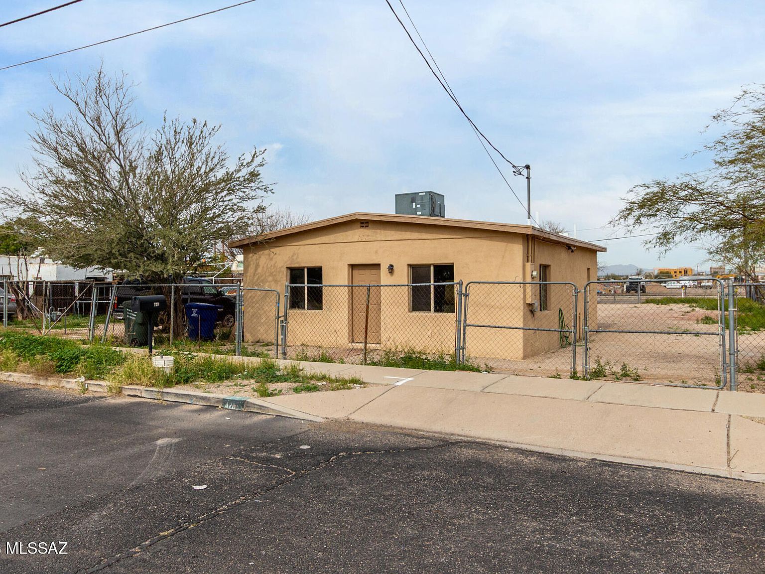 420 W 26th St Tucson, AZ 85713 - Thumbnail 4