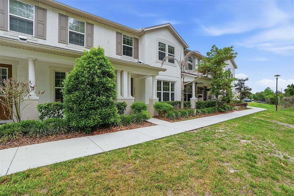 9915 Highland Sky Aly Orlando, FL 32832 - Thumbnail 4