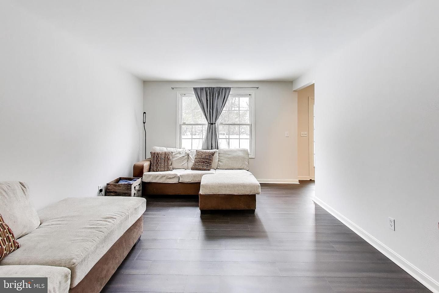 93 Jones Station Rd Arnold, MD 21012 - Thumbnail 4