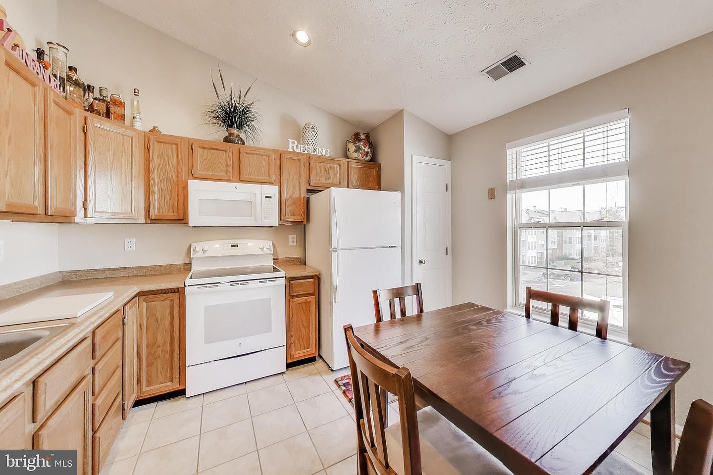 687 Winding Stream Way Unit 304 Odenton, MD 21113 - Thumbnail 4