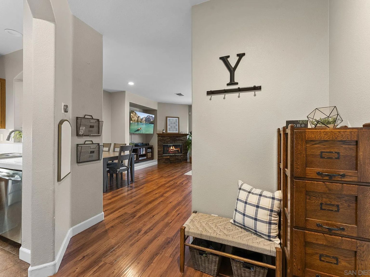 625 Sumner Way UNIT 4 Oceanside, CA 92058 - Thumbnail 4