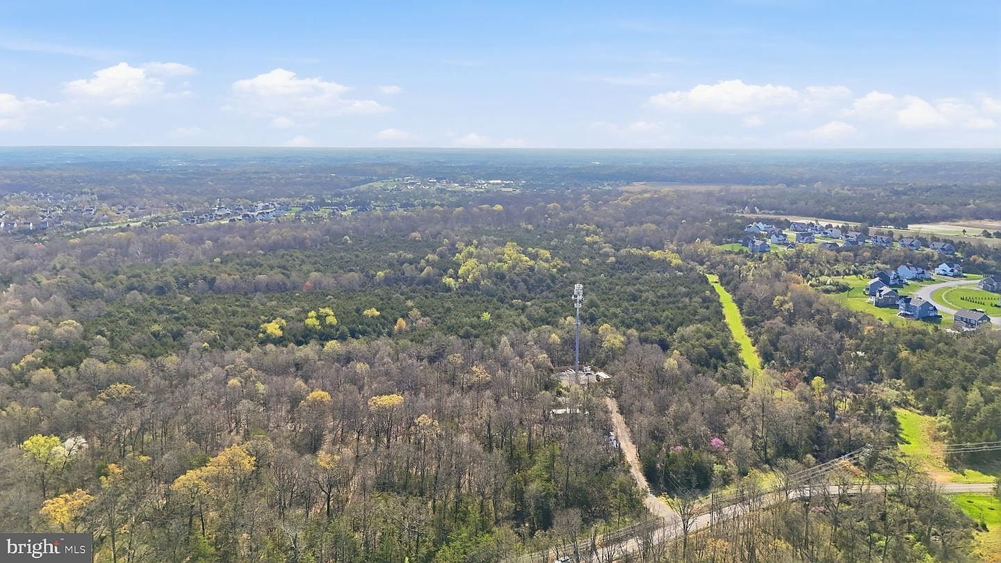 Henry Hill Rd Chantilly, VA 20152 - Thumbnail 4