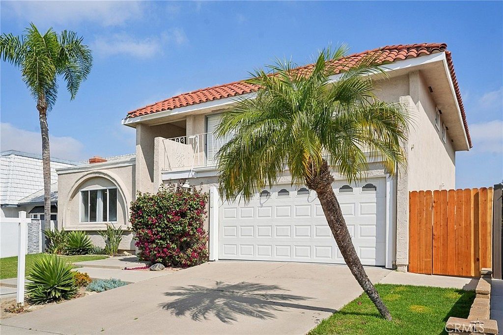 1070 Visalia Dr Costa Mesa, CA 92626 - Thumbnail 4