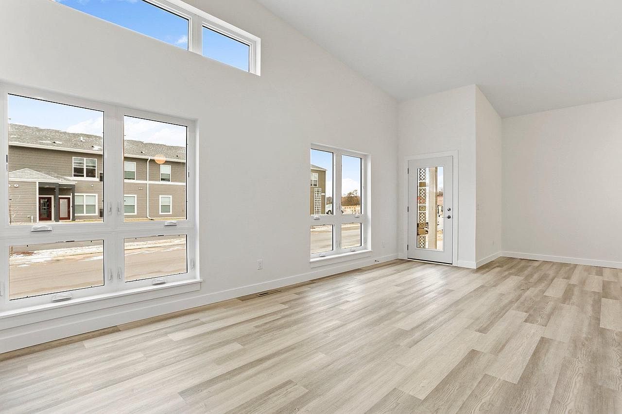 110 Boneset Ave Poynette, WI 53955 - Thumbnail 4