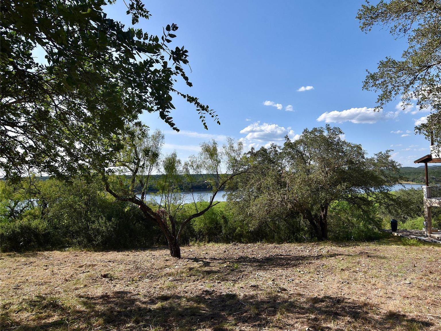 637 Wesley Ridge Dr, Spicewood, TX, 78669 - Thumbnail 4